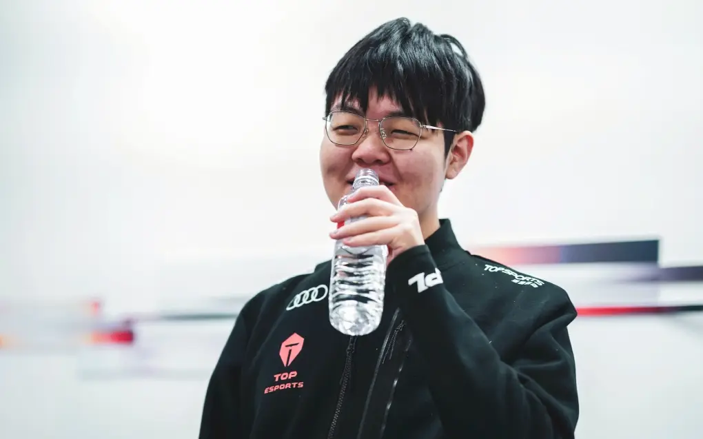 黑白体育-JackeyLove遭遇十五连败，日本队教练面临压力！的简单介绍